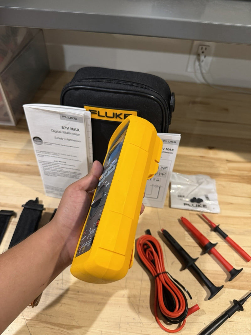 FLUKE 87V MAX TRUE RMS MULTIMETER KIT (FREE SHIPPING) NEW