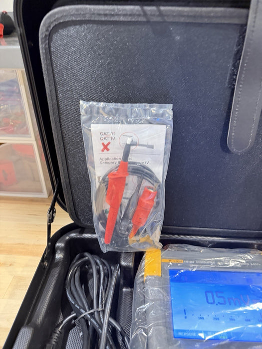 FLUKE 190-202 2CH 200MHZ 2GS/S SCOPEMETER (NEW FACTORY SEALED) TESTED SHIPS FREE
