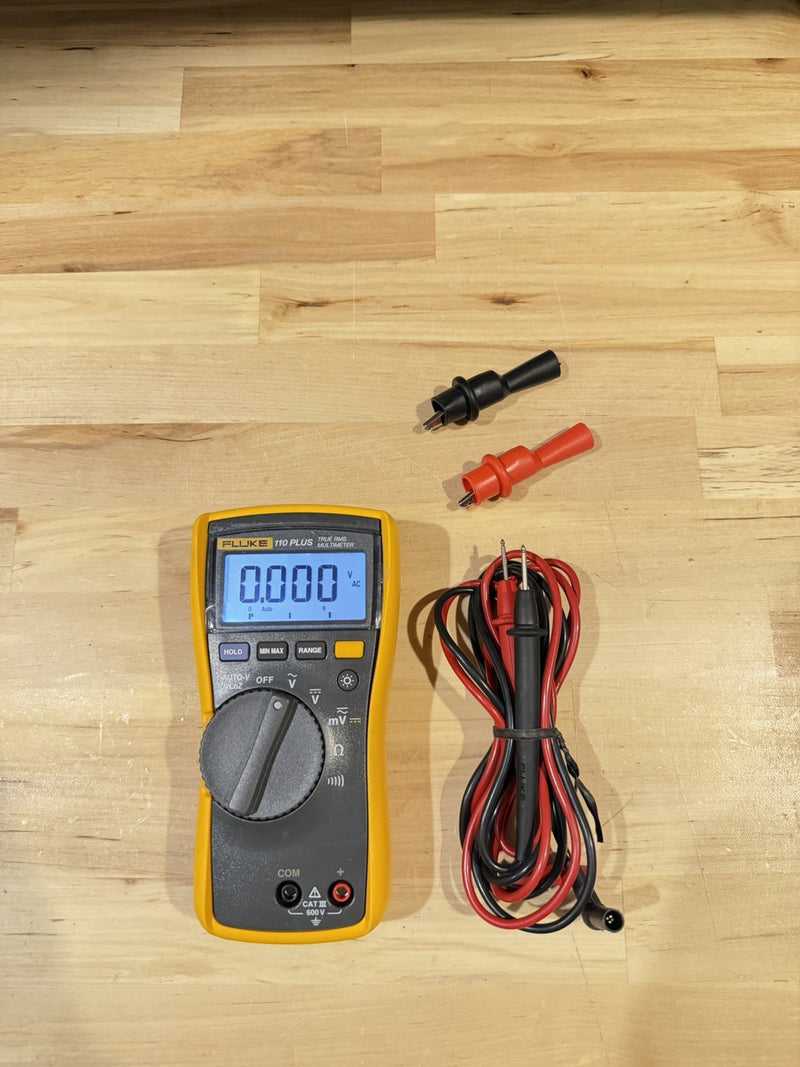 FLUKE 110 TRUE RMS MULTIMETER WITH LEADS