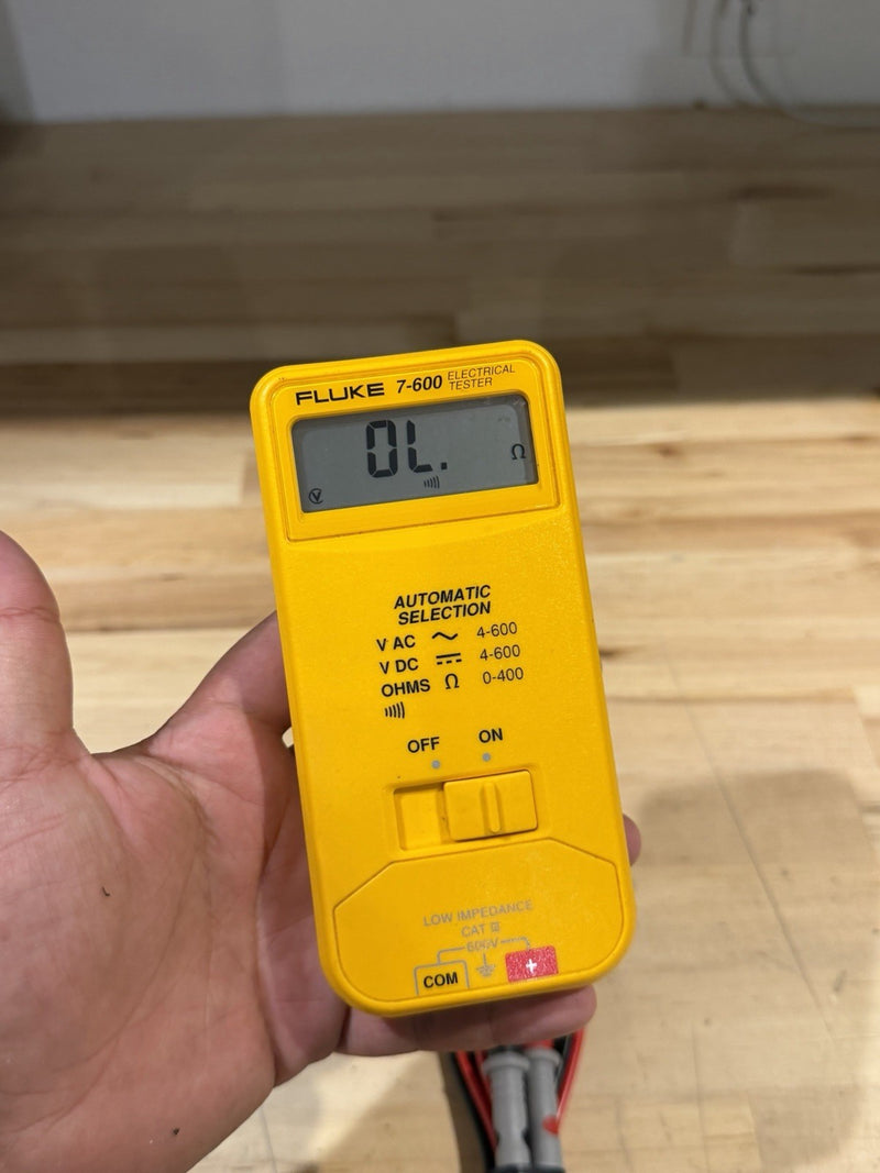FLUKE 7-600 ELECTRICAL TESTER W/ LEADS & CLIPS (SHIPS FAST) TESTED