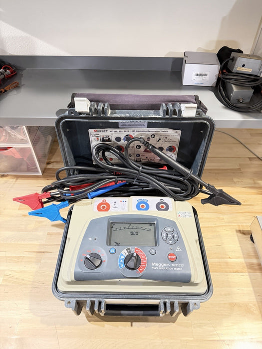 MEGGER MIT1525 15 KV HIGH VOLTAGE INSULATION RESISTANCE TESTER W/ CABLES -TESTED
