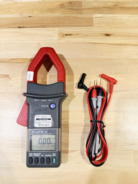 FLUKE 33 TRUE RMS CLAMPS METER W/ LEADS & CLIPS  (TESTED) SHIPS FREE