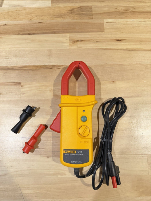 FLUKE I1010 AC/DC CURRENT CLAMP TESTED