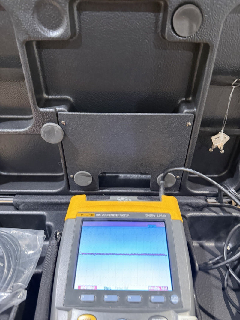 FLIKE 199C 200MHZ 2.5GS/s SCOPEMETER COLOR W/ ACCESSORIES (CALIBRATED 2025)