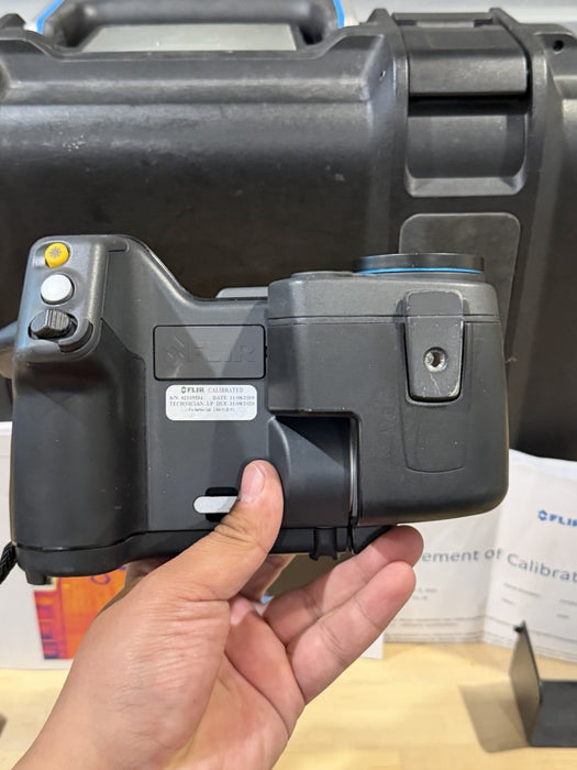 FLIR T420BX THERMAL IMAGING CAMERA WITH CHARGER & BATTERIES TESTED