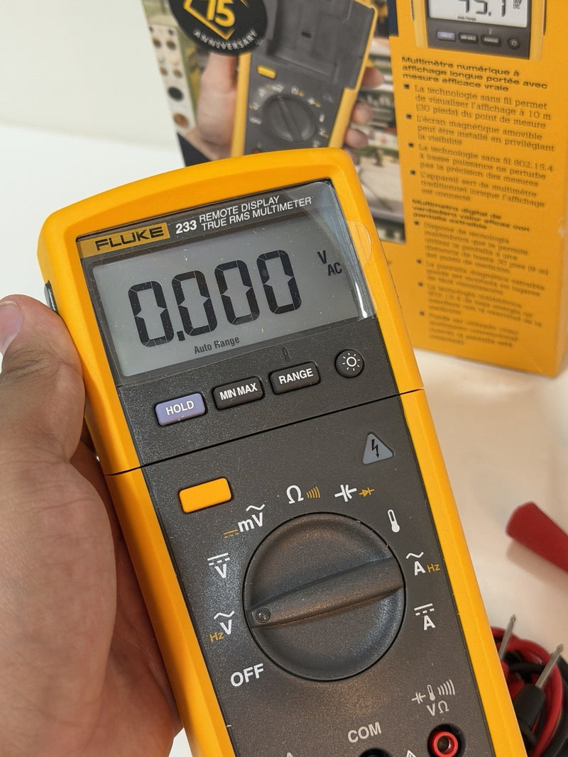 FLUKE 233 REMOTE DISPLAY AUTOMOTIVE DIGITAL MULTIMETER - 2024