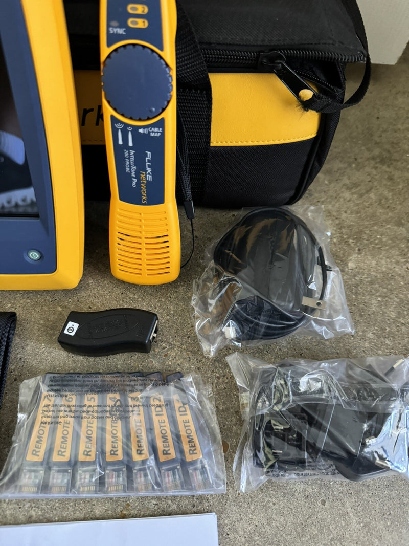 FLUKE NETWORKS LIQ-KIT LINKIQ TESTER & INTELLITONE PRO 200 CABLE NETWORK TESTER