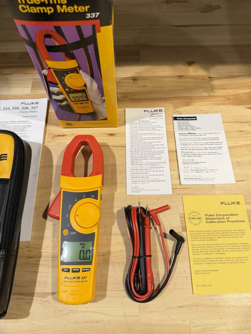FLUKE 337 TRUE RMS CLAMP METER WITH LEADS & CLIPS RARE