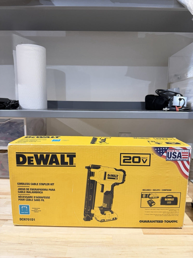 DEWALT DCN701D1 20V CORDLESS CABLE STAPLER KIT