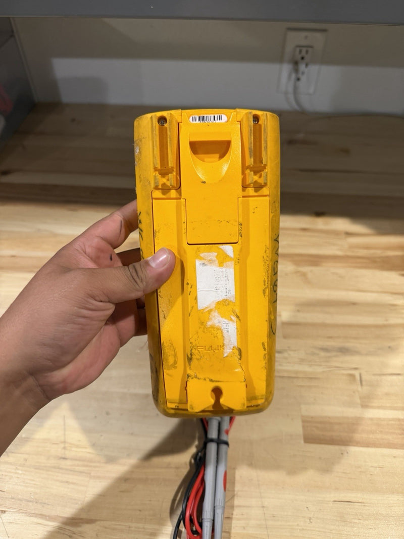 FLUKE 289 TRUE RMS ELECTRONIC LOGGING DIGITAL MULTIMETER W/ LEADS & CLIPS