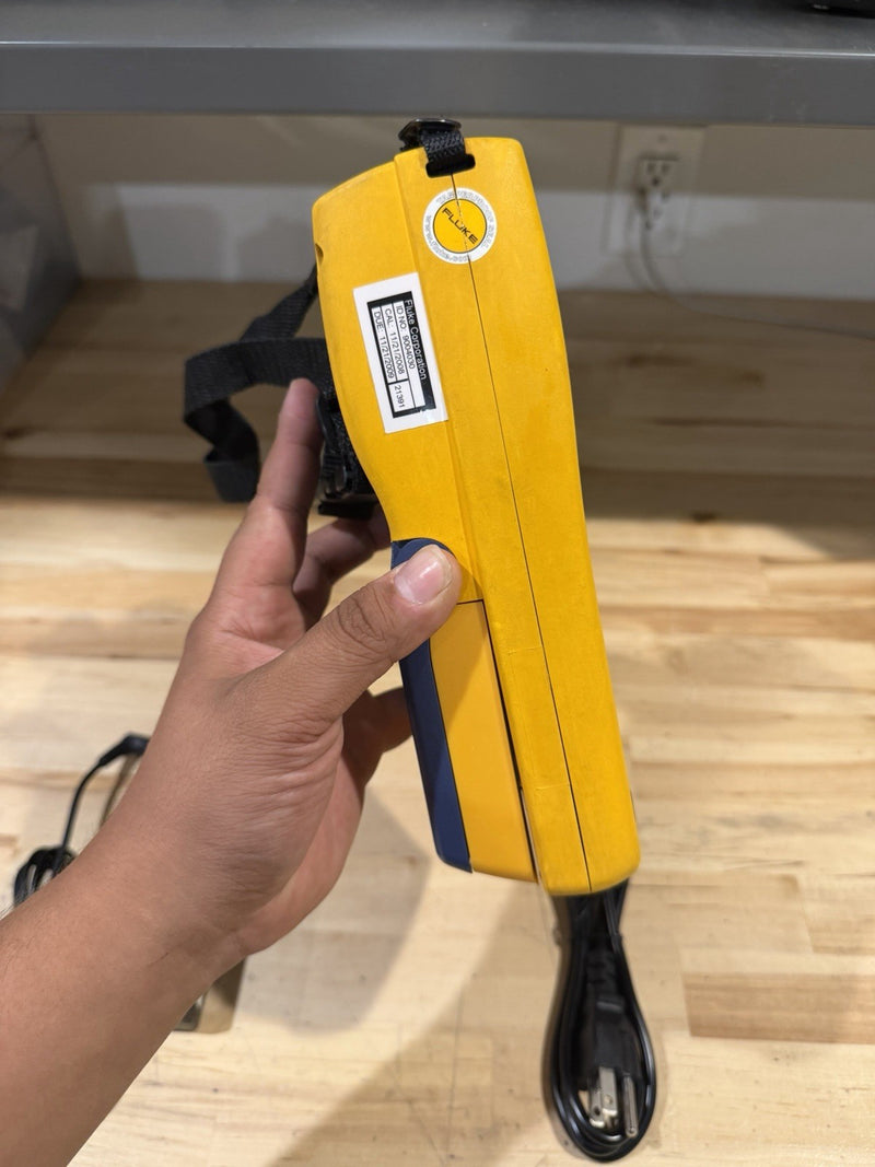 FLUKE NETWORKS DTX-1800 REMOTE W/ CHARGER (TESTED) FRE SHIPPING