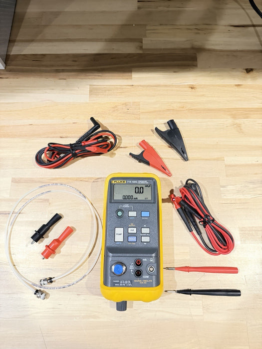 FLUKE 719 100G PRESSURE CALIBRATOR W/ LEADS & EXTRAS (TESTED) PERFECT CONDITION