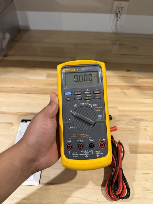 FLUKE 787 PROCESSMETER