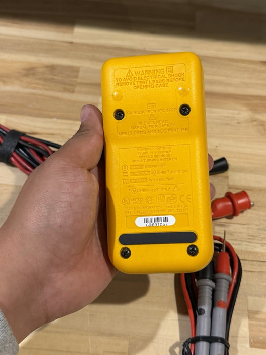 FLUKE 7-600 ELECTRICAL TESTER W/ LEADS & CLIPS (SHIPS FAST) TESTED