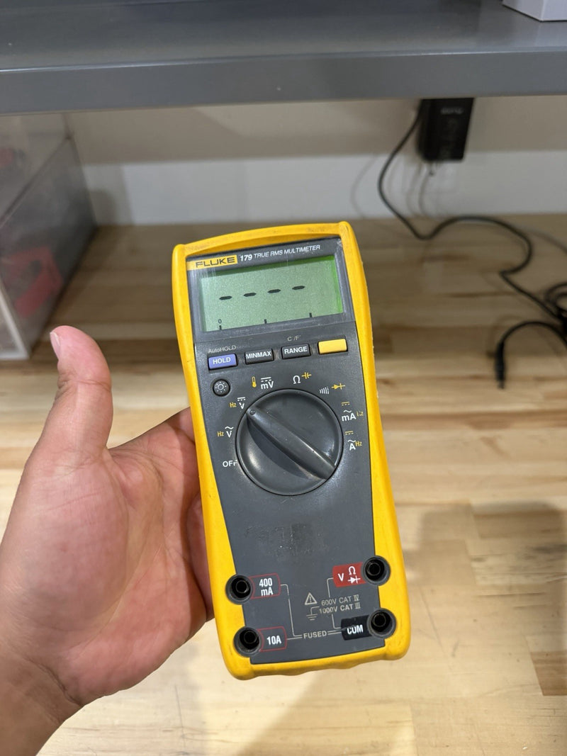 FLUKE 179 TRUE RMS MULTIMETER FOR PARTS
