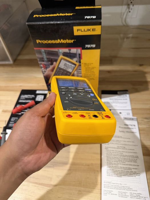 FLUKE 787B PROCESS METER TESTED