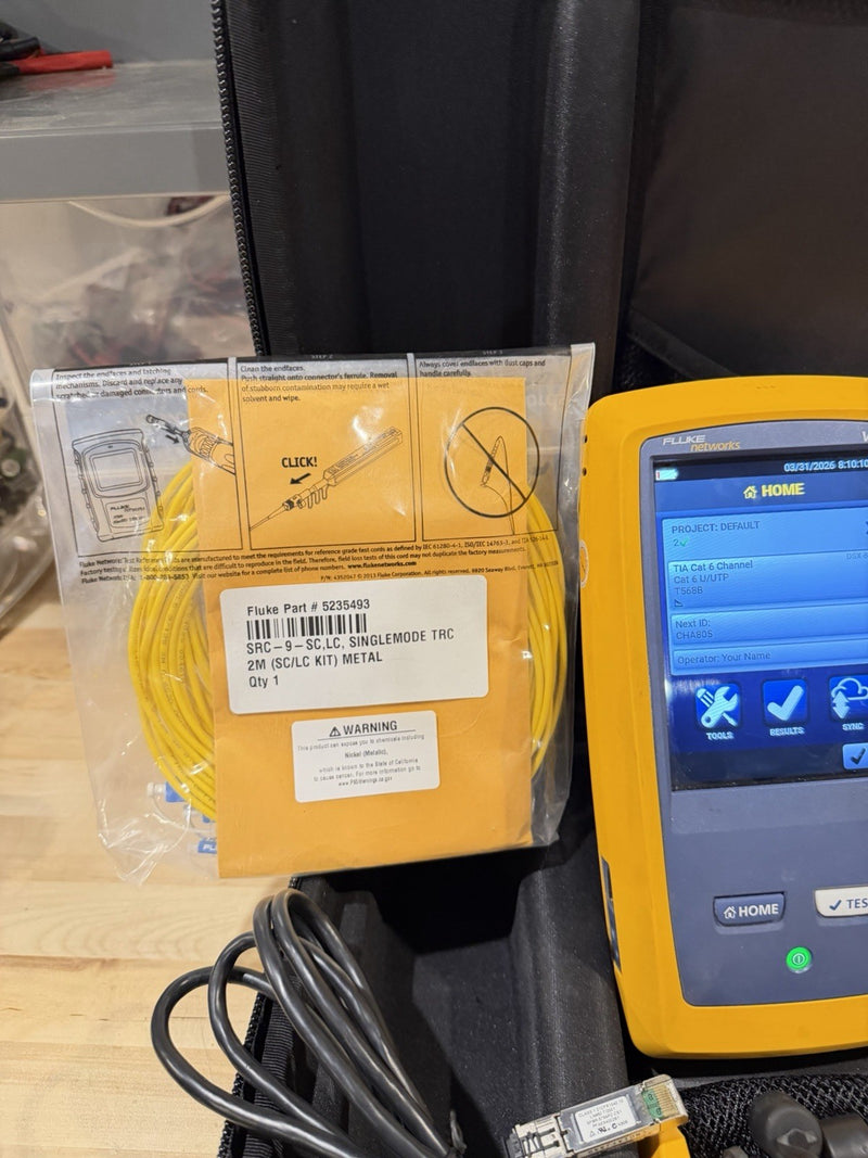 FLUKE NETWORKS CFP-100-Q CERTIFIBER PRO QUAD OLTS V1 WITH WIFI TESTED