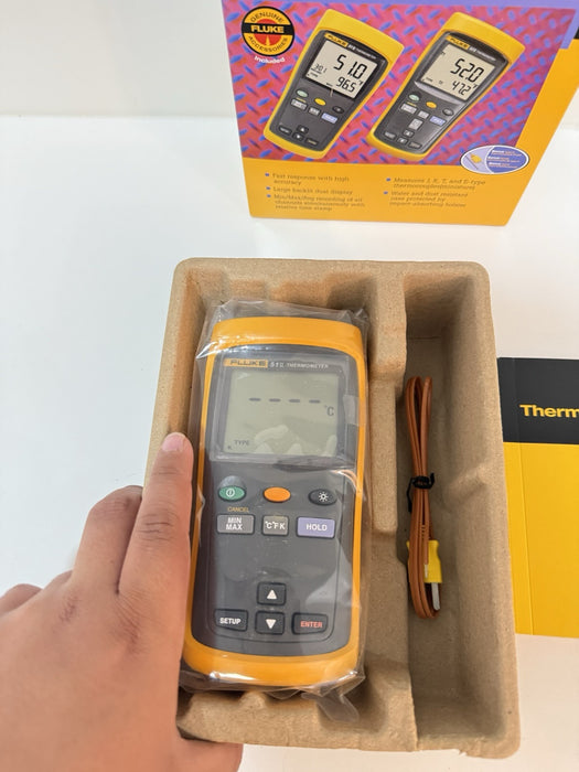 FLUKE 51 II THERMOCOUPLE THERMOMETER WITH PROBE NEW