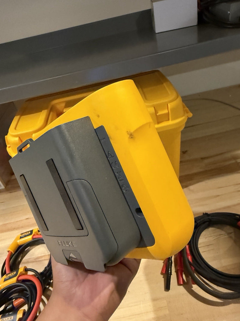 FLUKE 3540 FC 3-PHASE POWER MONITOR WITH ACCESSORIES TESTED
