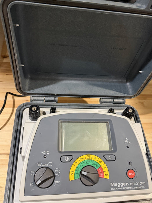 MEGGER DLRO10HD DIGITAL LOW RESISTANCE OHMETER WITH PROBES & CHARGER TESTED