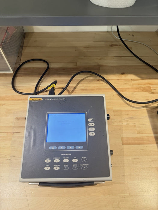 FLUKE VT PLUS HF GAS FLOW ANALYZER W / BAG & CHARGER (TESTED) SHIPS FAST