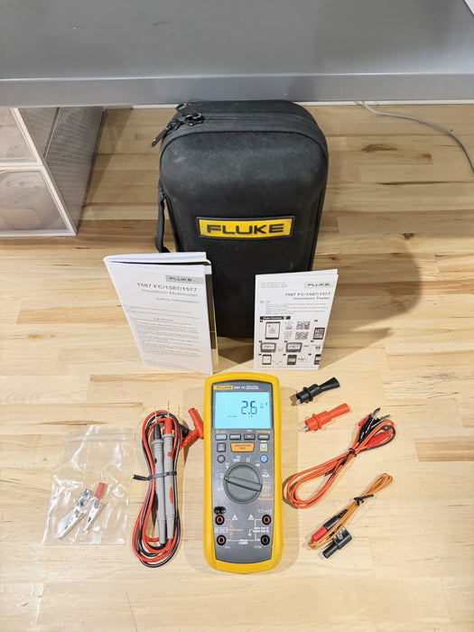 FLUKE 1587 FC 2 IN 1 HANDHELD DIGITAL INSULATION MULTIMETER WITH ACCESSORIES