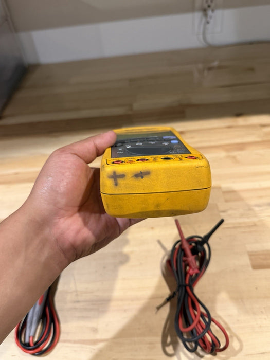 FLUKE 789 PROCESS METER (PARTS ONLY) FOR PARTS