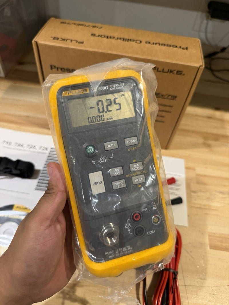 FLUKE 718 300G PRESSURE CALIBRATOR (NEW FACTORY SEALED) FREE SHIPPING