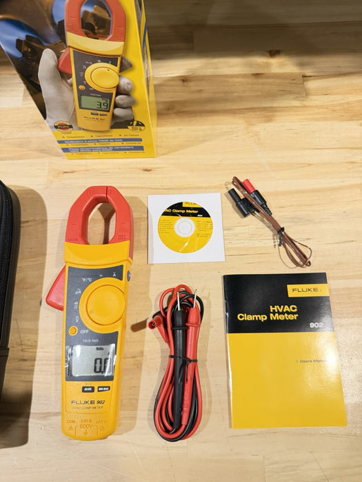 FLUKE 902 TRUE RMS HVAC CLAMP METER WITH CASE & LEADS RARE