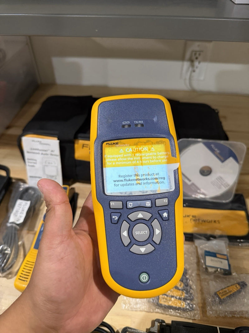 FLUKE NETWORKS LINKRUNNER AT-2000 KIT AUTO TESTER KIT RARE