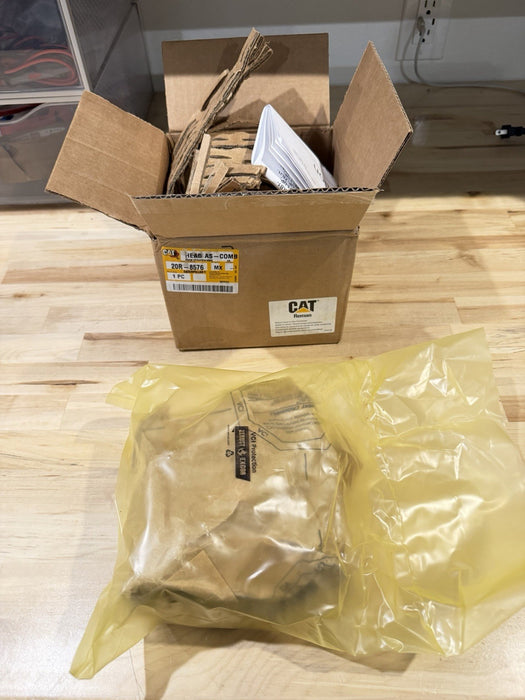 CAT 20R-8576 COMBUSTION HEAD (NEW FACTORY SEALED) SHIPS FAST - FREE SHIPPING