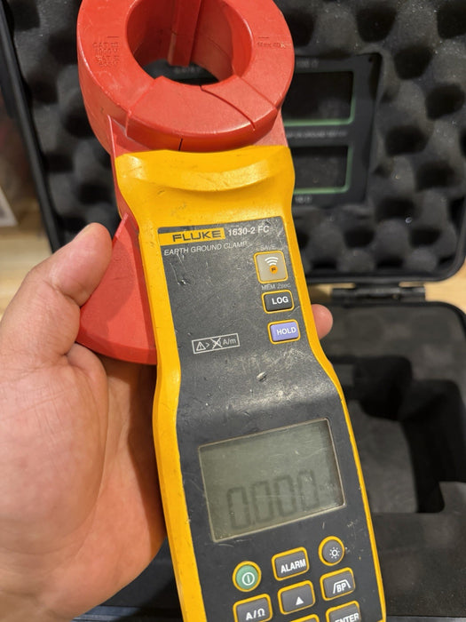 FLUKE 1630-2 FC EARTH GROUND CLAMP METER TESTED
