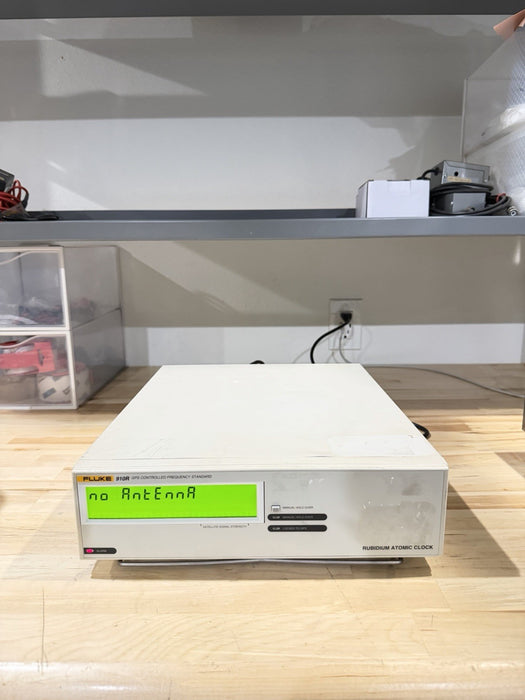 FLUKE 910R GPS CONTROLLED FREQUENCY STANDARD TESTED