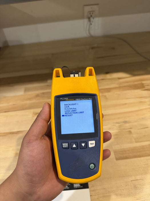 FLUKE NETWORKS FIBER ONESHOT PRO SINGLEMODE TESTER (FREE SHIPPING)