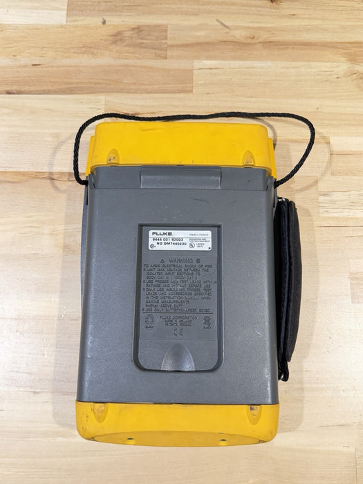 FLUKE 192 SCOPEMETER (PARTS ONLY) DOESN’T WORK - SHIPS FAST