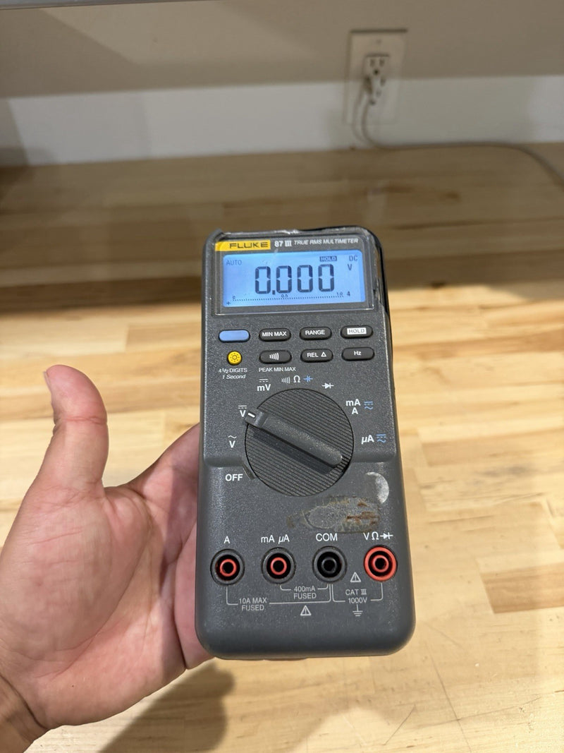 FLUKE 87 III TRUE RMS MULTIMETER (PARTS ONLY) DOESN’T WORK - SHIPS FAST