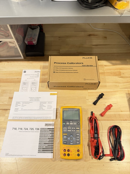 FLUKE 726 PRECISION MULTIFUNCTION CALIBRATOR MFG-2025 CALIBRATED 2025 NEW