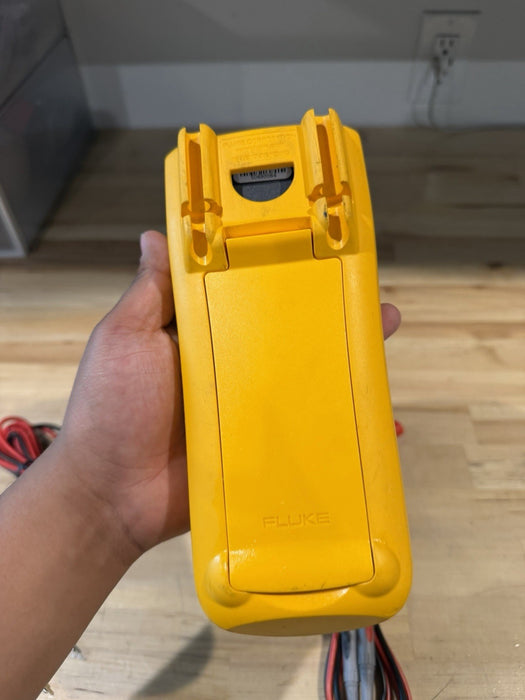 FLUKE 1587 FC INSULATION MULTIMETER W/ LEADS (TESTED) SHIPS FAST