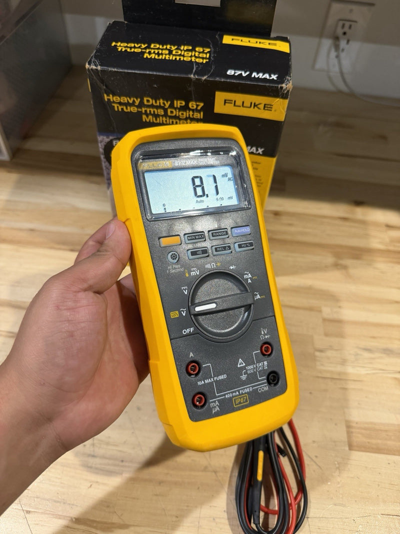 FLUKE 87V MAX TRUE RMS MULTIMETER W/ LEADS & CLIPS