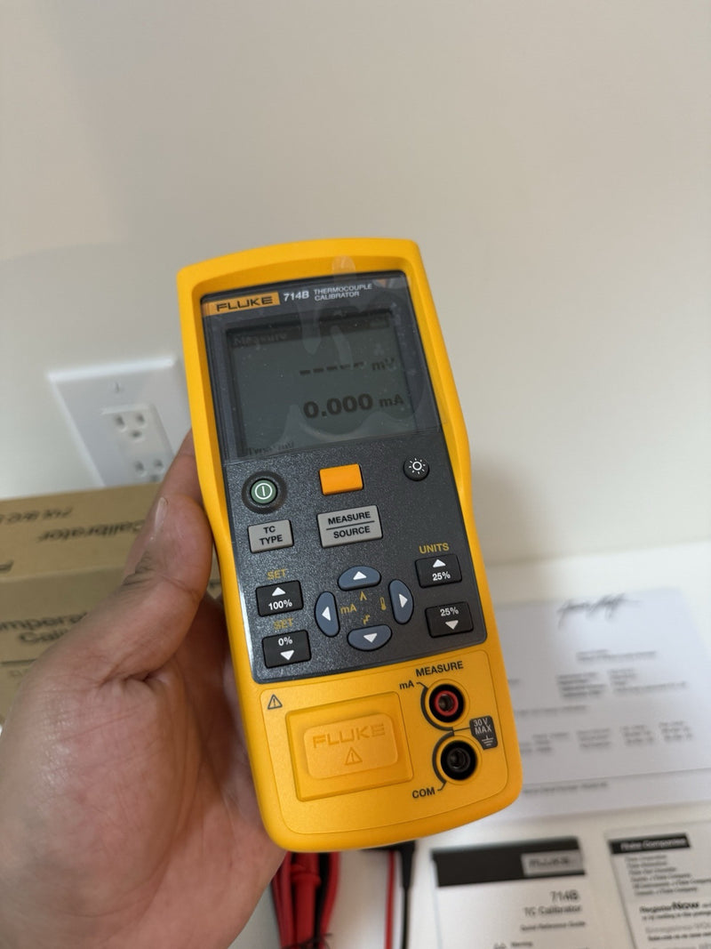 FLUKE 714B THERMOCOUPLE CALIBRATOR MFD 2024 CALIBRATED 2024
