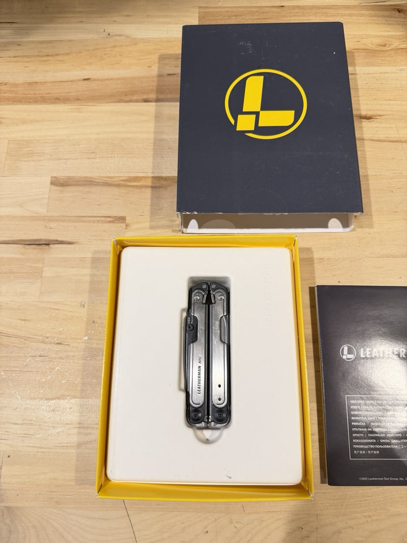 LEATHERMAN ARC MULTI-TOOL MULTIPURPOSE  PLIERS & 20 TOOLS (NEW SEALED) NEW