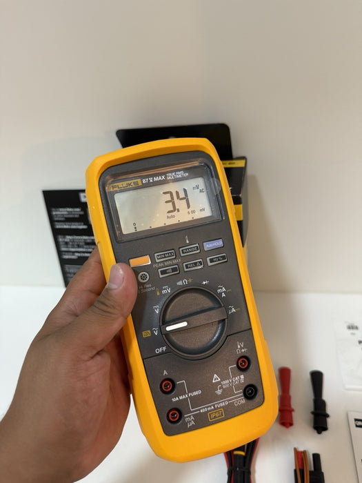 FLUKE 87V MAX TRUE RMS MULTIMETER WITH LEADS & CLIPS NEW SEALED