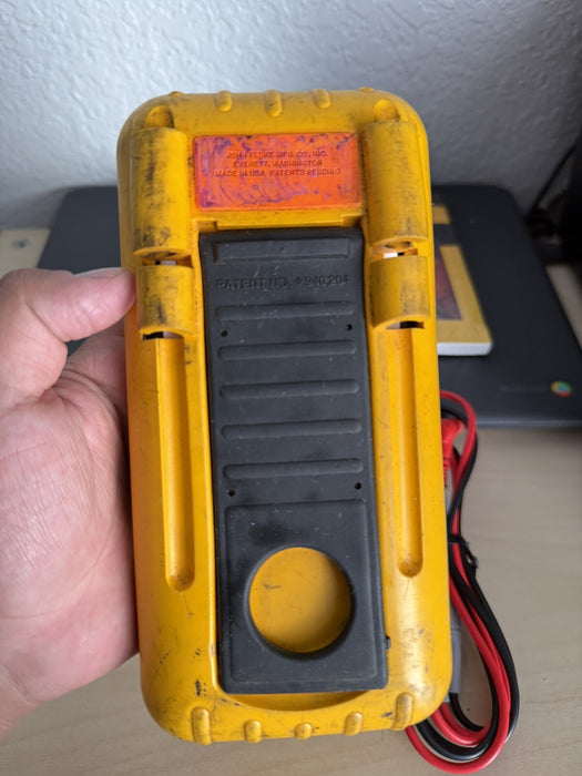 FLUKE 87 III TRUE RMS MULTIMETER W/ LEADS & MANUALS - SHIPS FAST