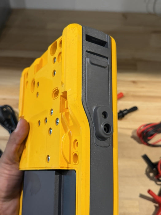 FLUKE 729 FC AUTOMATIC PRESSURE CALIBRATOR W/ ACCESSORIES (FREE SHIPPING)
