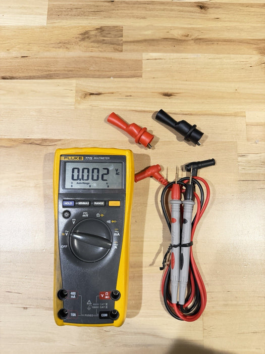 FLUKE 77-IV MULTIMETER W / LEAD SET & CLIPS - SHIPS FAST (TESTED)
