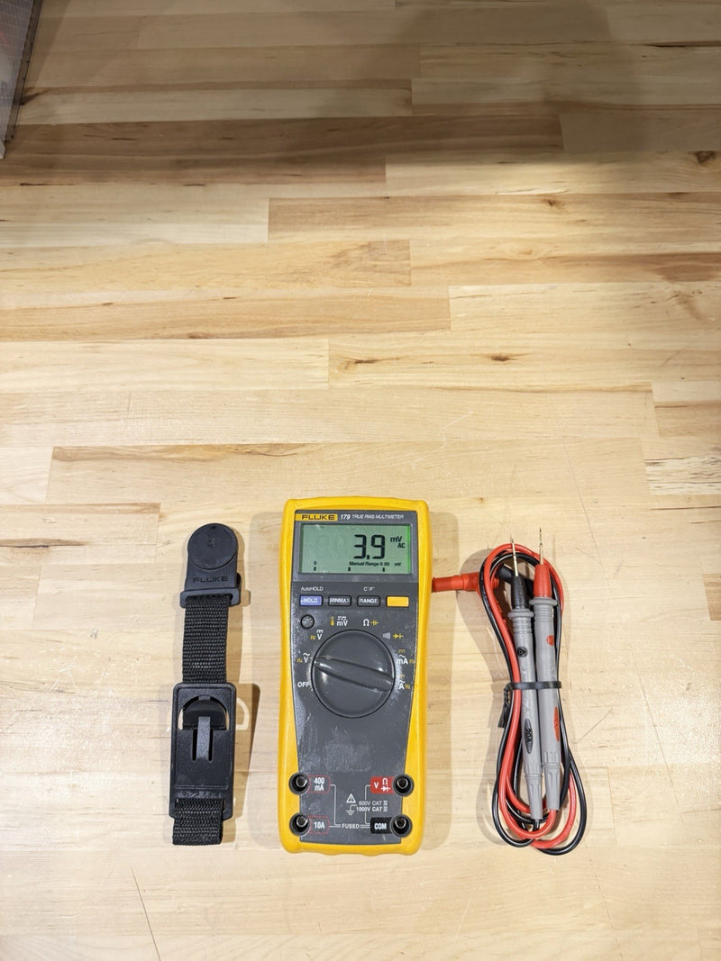 FLUKE 179 MULTIMETER WITH LEADS & CLIPS