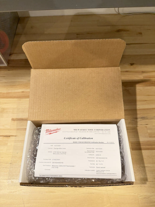 MILWAUKEE 2268-20NST 12:1 INFD TEMP-GUN (NIST) CALIBRATED 2026 RARE