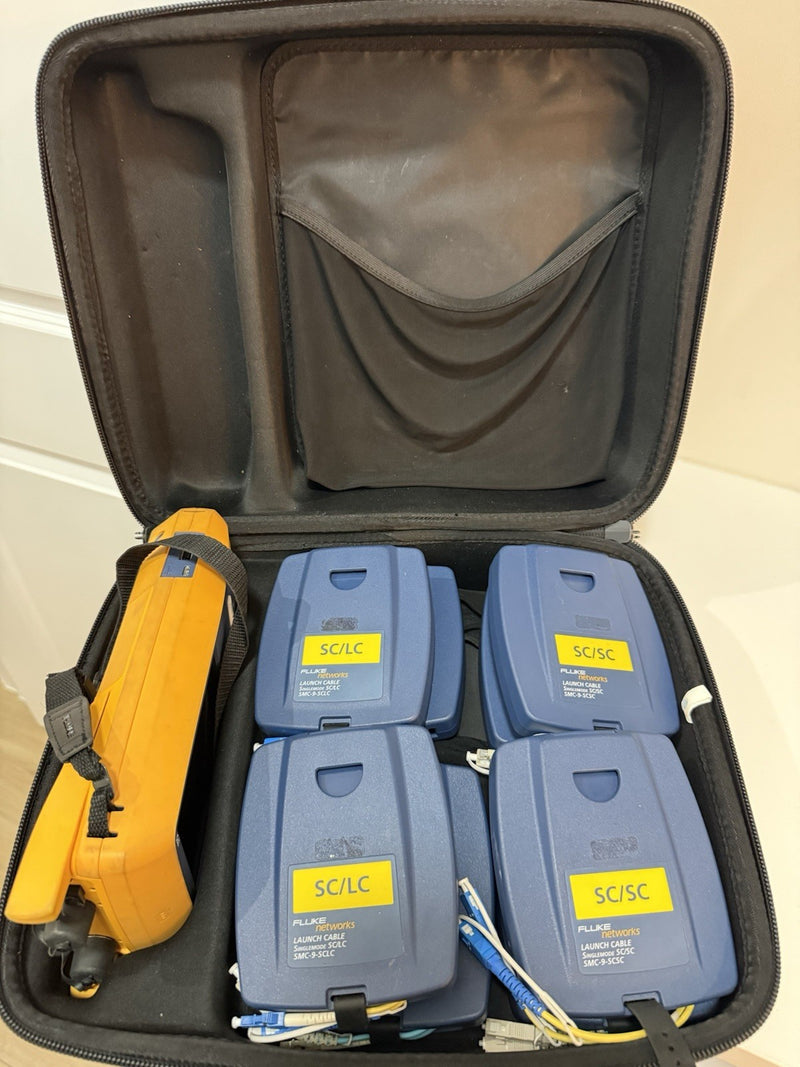 FLUKE NETWORKS VERSIV OTDR KIT WITH QUAD OTDR MODULE & ACCESSORIES