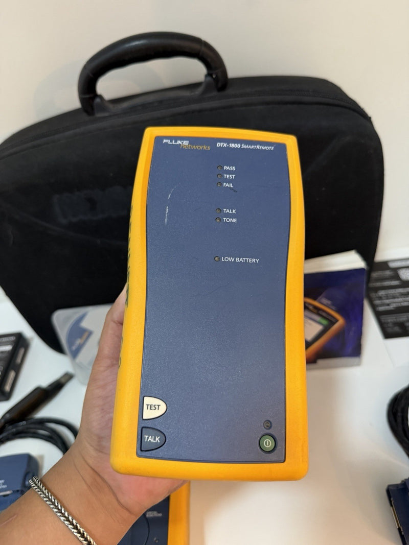 FLUKE NETWORKS DTX-1800 DTX CABLE ANALYZER KIT & PLA001 TESTED