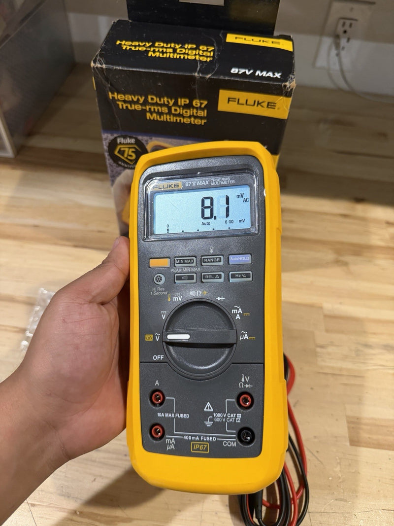 FLUKE 87V MAX TRUE RMS MULTIMETER W/ LEADS & CLIPS